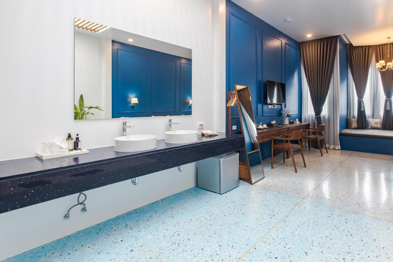 The Elements Boutique House Hotell Phuket Exteriör bild