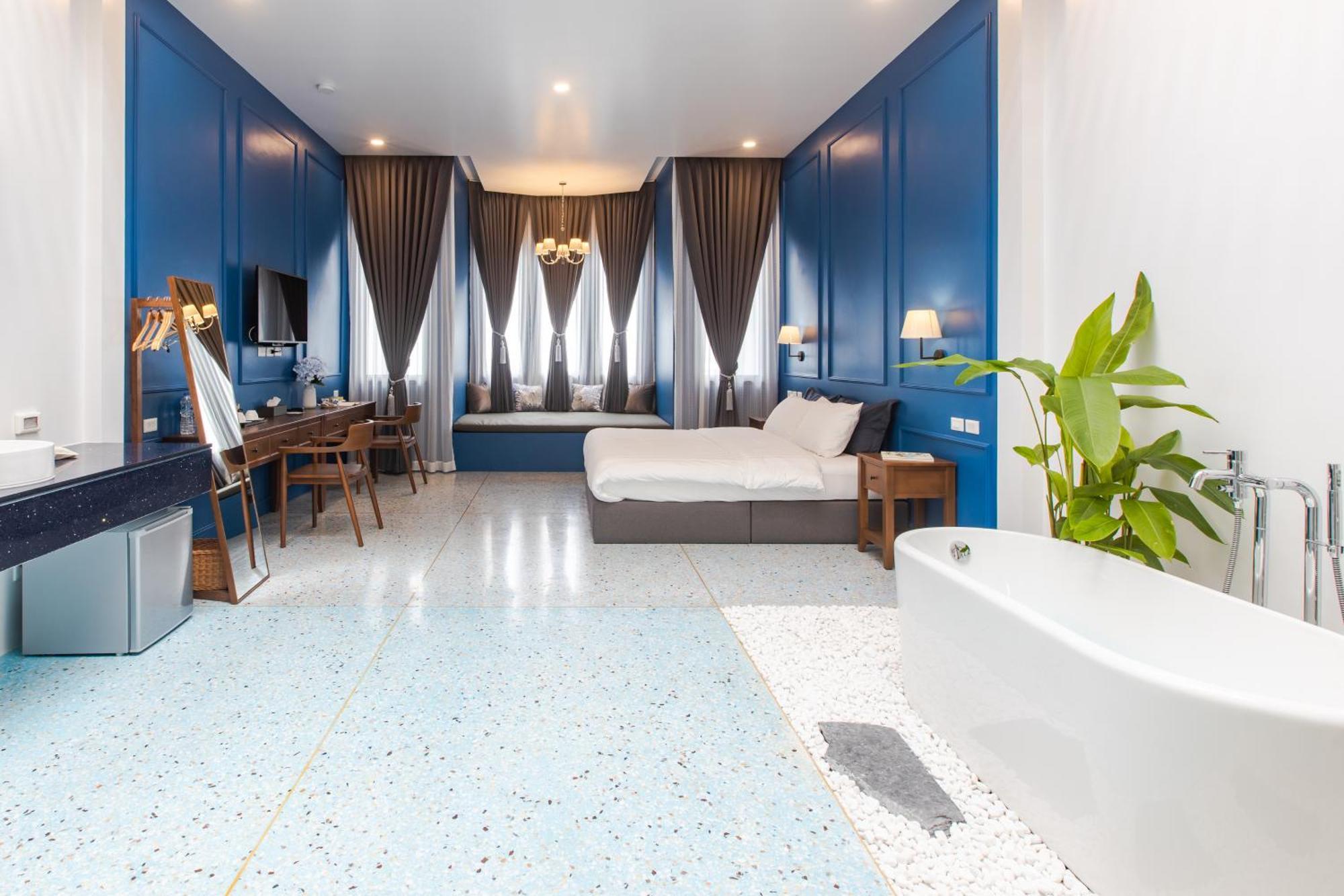 The Elements Boutique House Hotell Phuket Exteriör bild